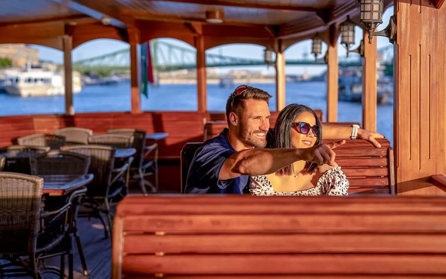 Croisière sur le Danube à Budapest à bord d'un bateau à aubes historique