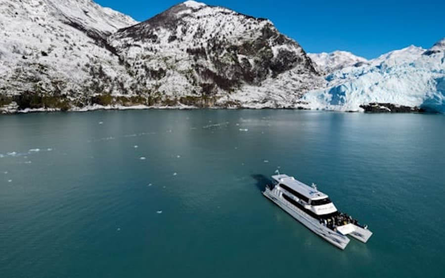Jezero Argentino: Plavba katamaránem s průvodcem k ledovci