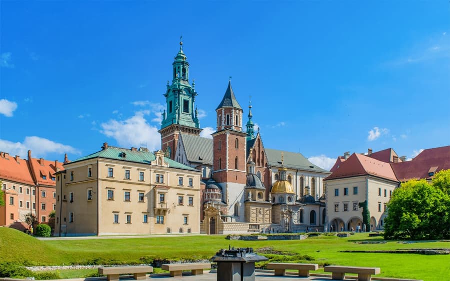 Tour guidato del Castello di Wawel con Biglietti Salta-Fila per gli Interni