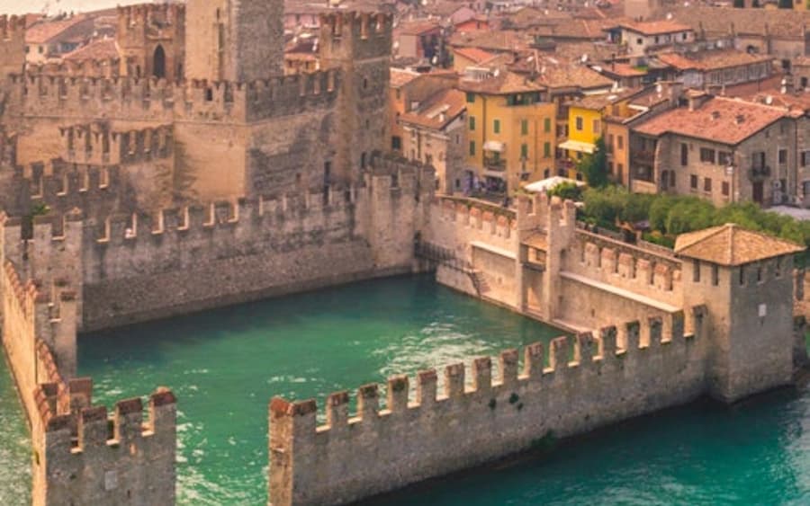 Lago de Garda: Tour en Barco de 25 Minutos por la Península desde Sirmione