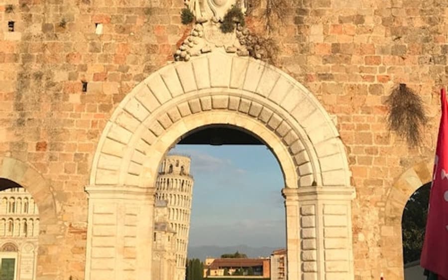 Pisa: Vstupenka na vstup do věže v Pise + prohlídka s průvodcem & ochutnávka vína