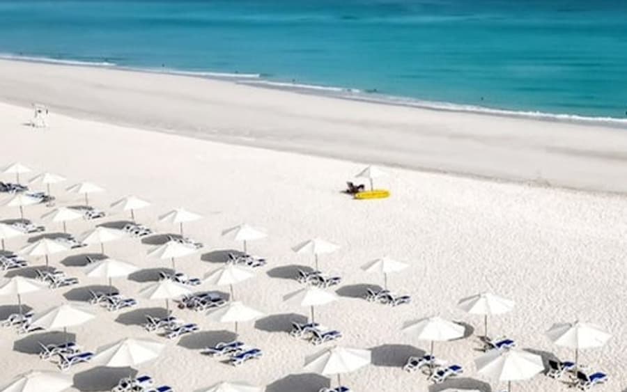 Saadiyat Mamsha Beach: Day Pass