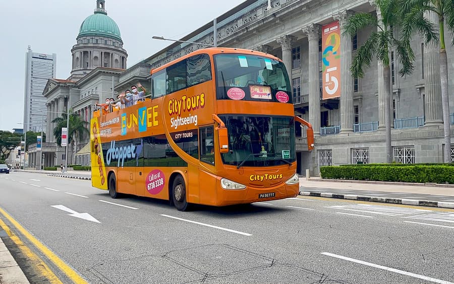 FunVee: Singapore Sightseeing Bus Tour