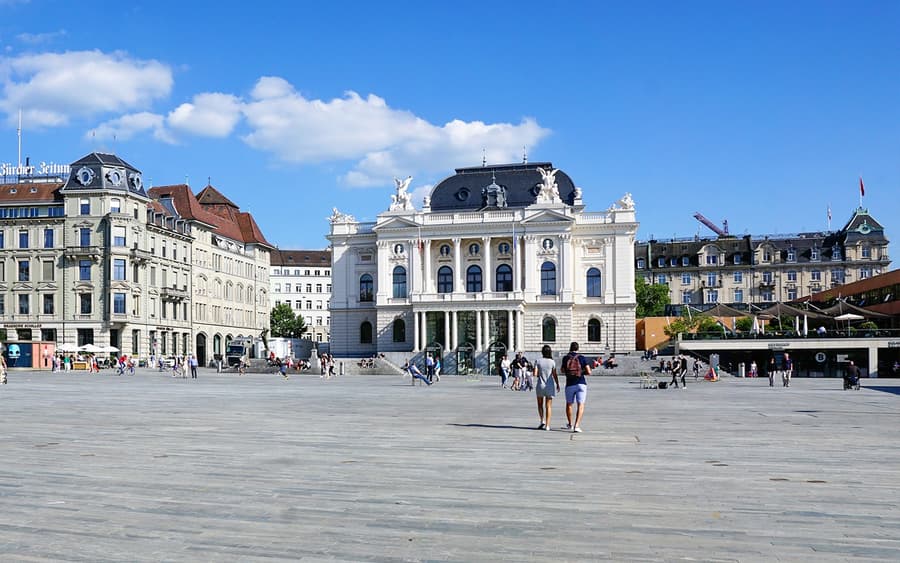 Lawatan Bas Melihat-lihat Zurich Selama 2 Jam