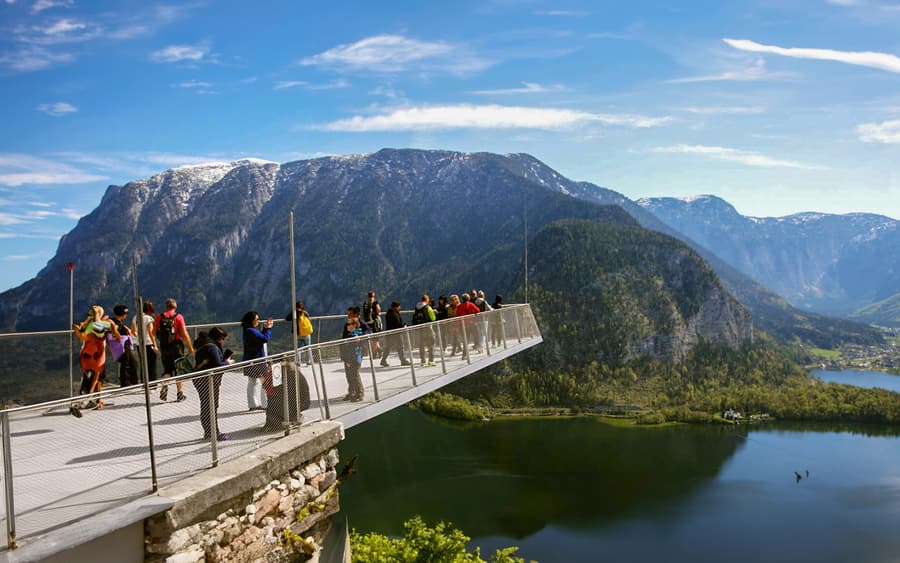 Ab Salzburg: Geführte halbtägige Busreise nach Hallstatt