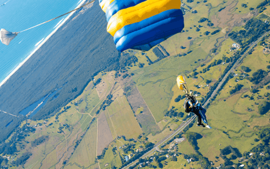 Salto en paracaídas tándem en Airlie Beach