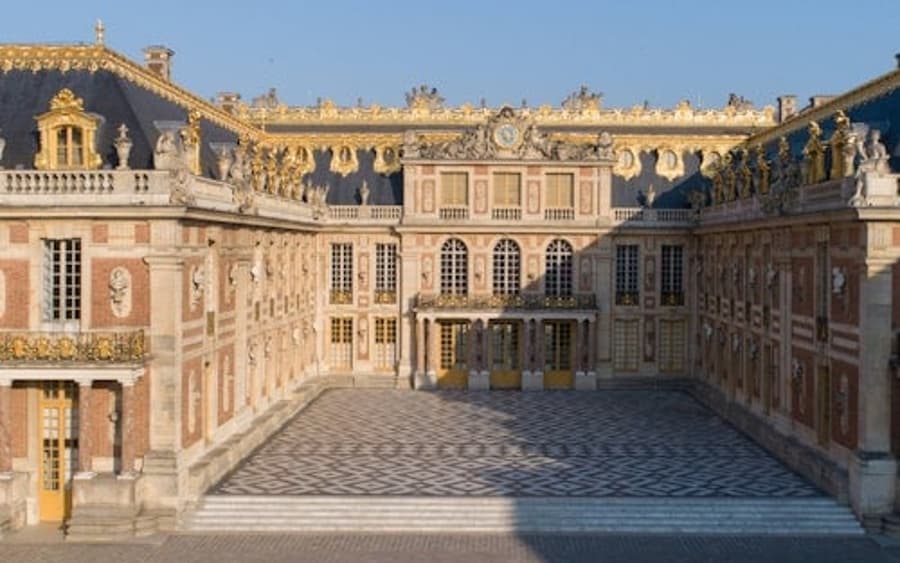 Tootbus Paris: Hop-on Hop-off bustur + adgang til Versailles-paladset