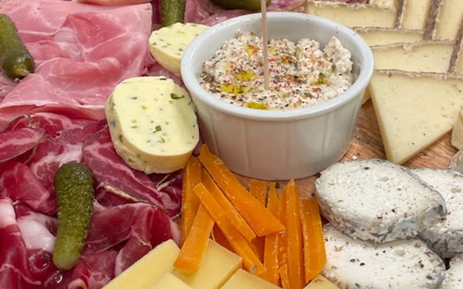 Lyon: Guided Food Tour