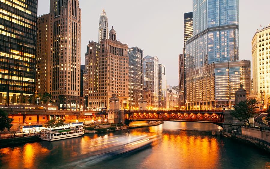 Chicago Architecture Evening Cruise by Shoreline