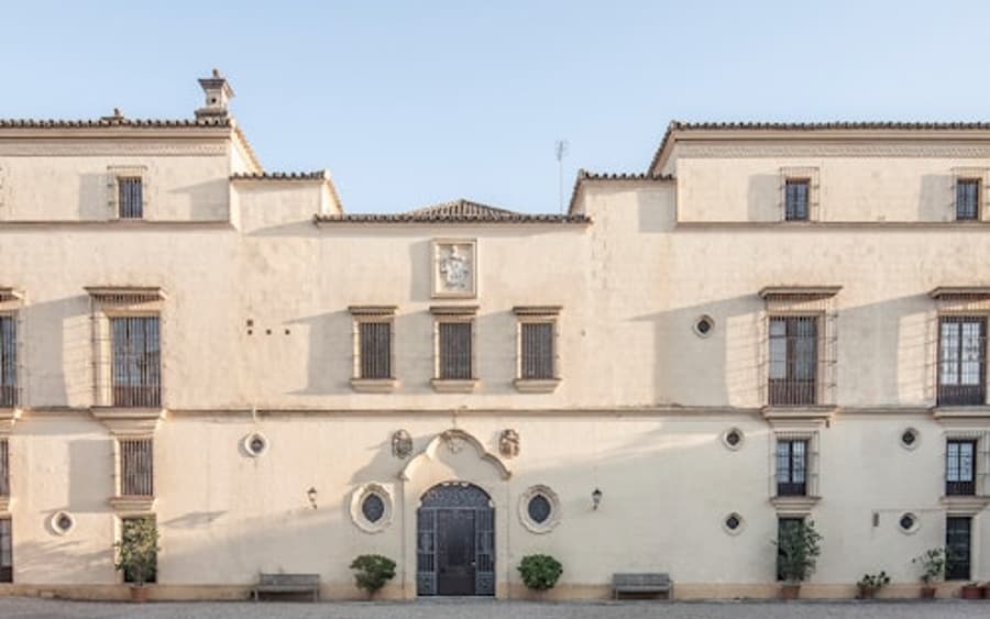 Domecq Palace: Skip The Line Ticket + Audio Guide