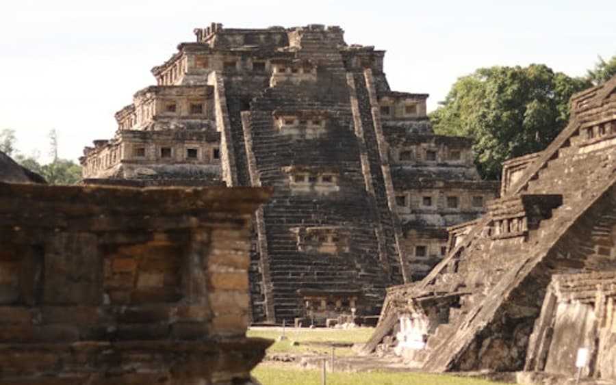 Veracruz Çıkışlı El Tajín Harabeleri ve Papantla: Rehberli Tur