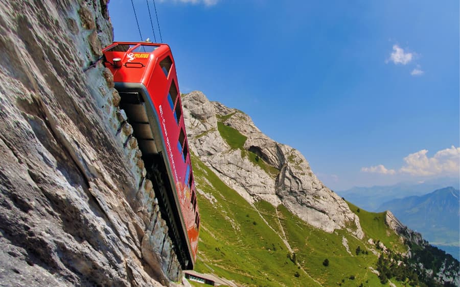 Dari Zürich: Lawatan Pusingan Emas Gunung Pilatus dengan Pelayaran Bot