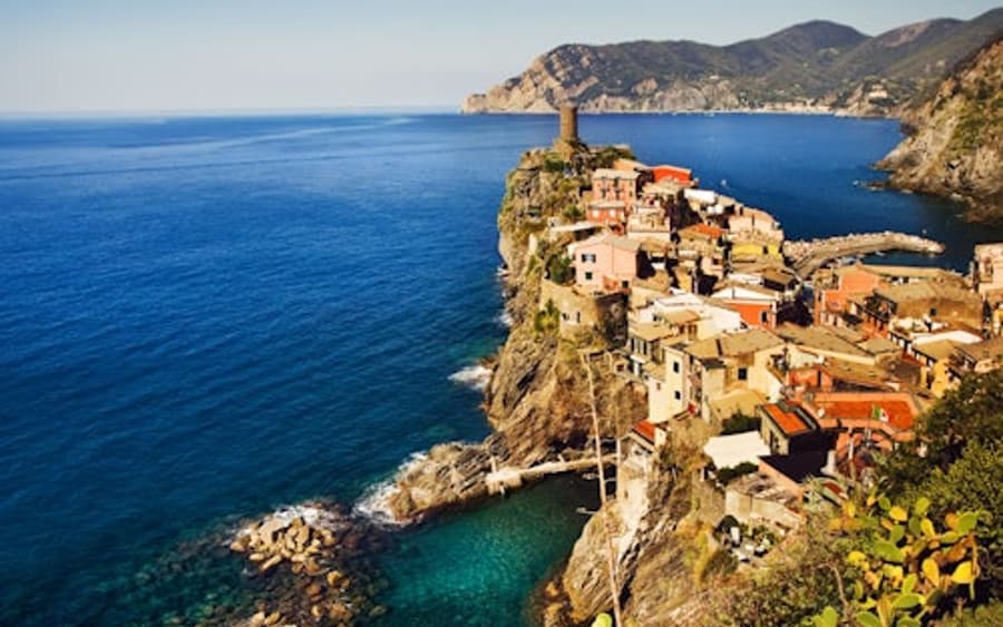 Cinque Terre: Opastettu Veneajelu