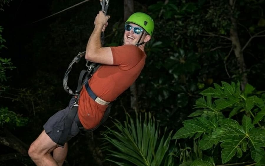 Coral Crater Adventure Park: Night Zipline Experience