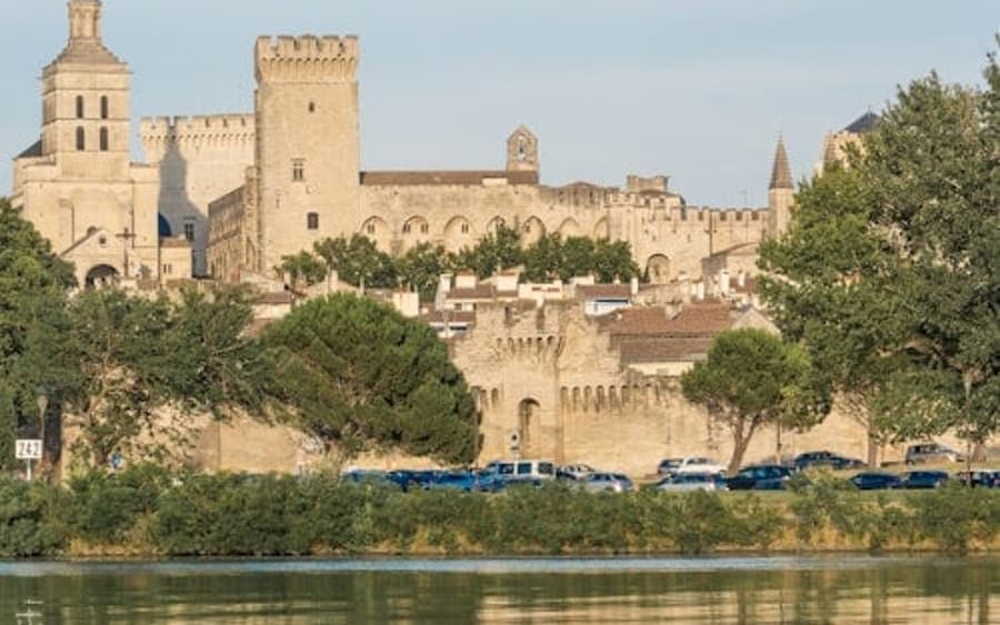 Aviñón y el Palacio de los Papas: Tour Guiado a Pie