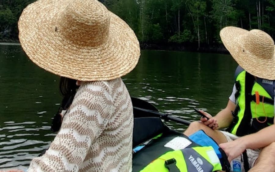 Kilim Geopark: Guided Mangrove Kayak Tour + Lunch