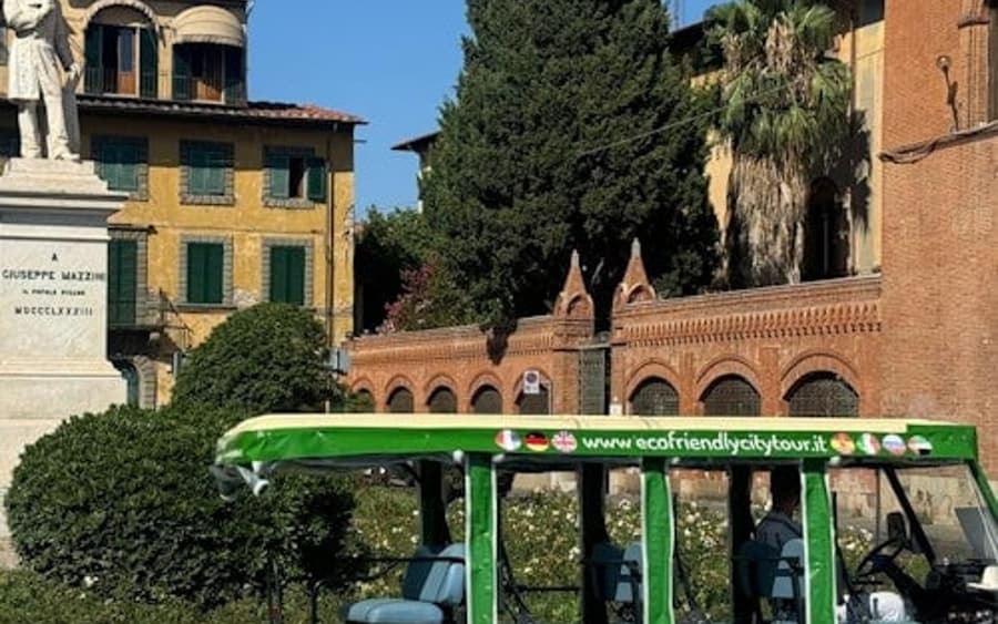 Pisa: Prohlídková jízda městem panoramatickým elektrickým vozem