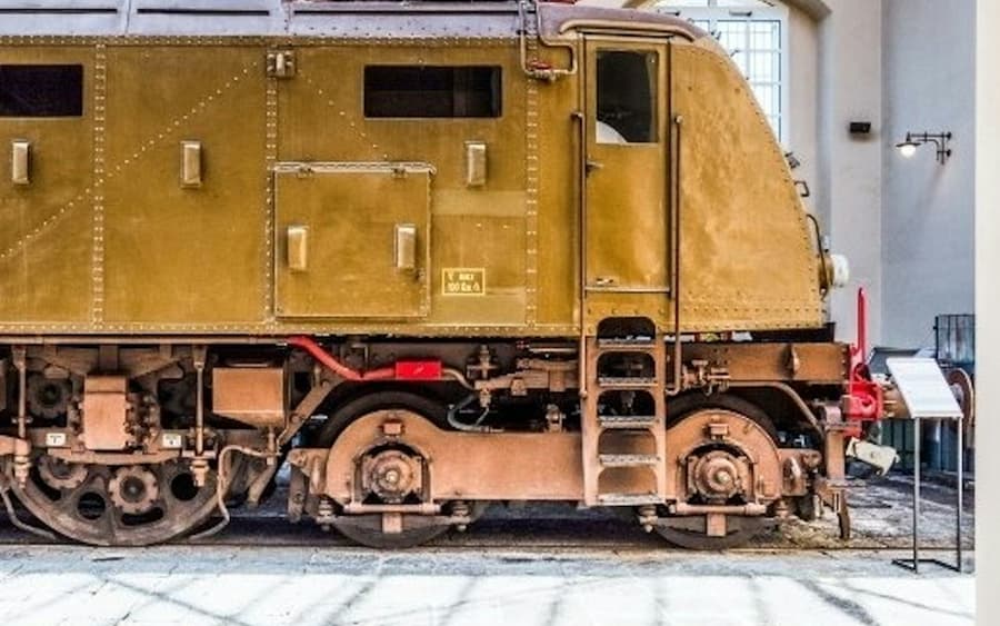 Pietrarsa Railway Museum: Transport from Naples + Entry Ticket + Guided Tour