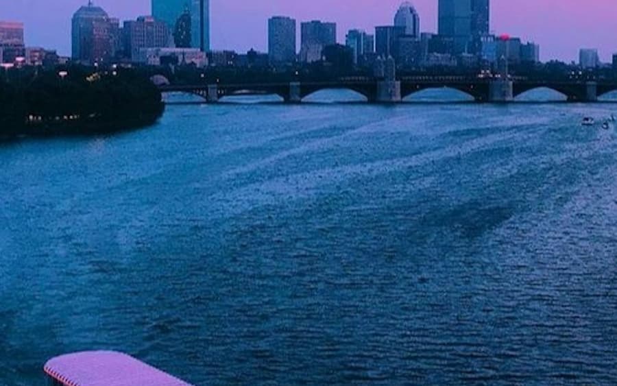 Charles River: 90-Minute Cocktail & Sunset Cruise