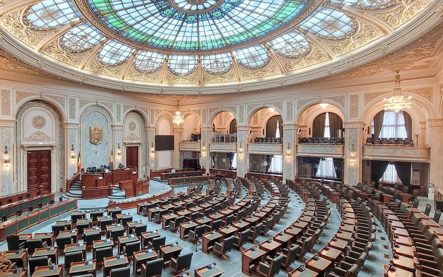 Vstupenky Přednostního Vstupu do Paláce Parlamentu v Bukurešti s Průvodcem