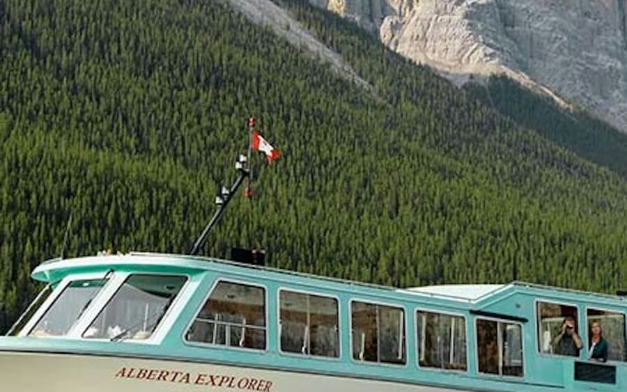 Lake Minnewanka Boat Cruise