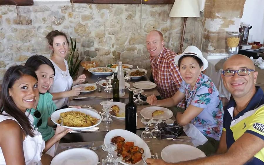All-inclusive tour van Erice & Marsala: Wijn, Olijfolie & Zout Route