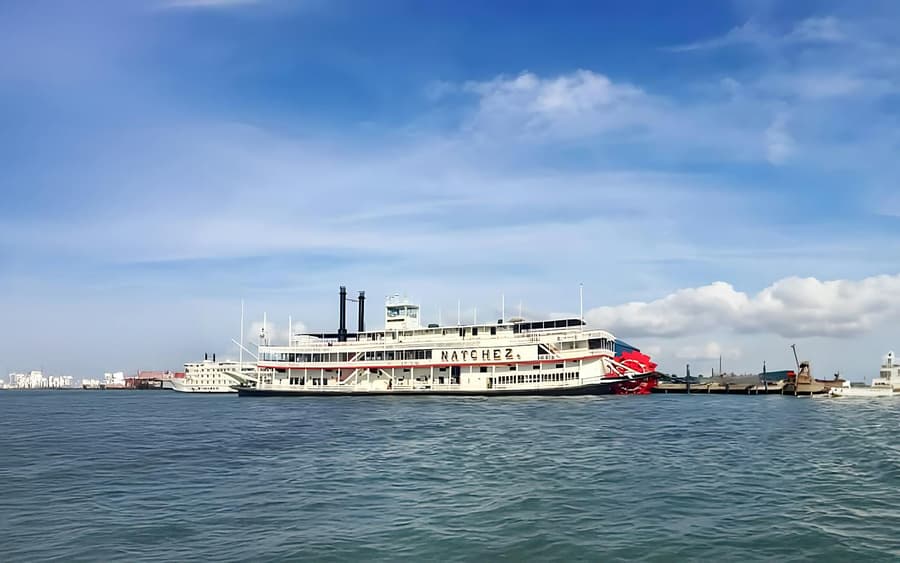 Steamboat Natchez Sightseeing Jazz Cruise