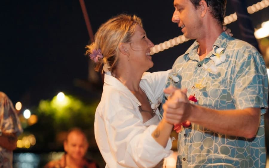 Bali: Dinner Cruise + 5-Course Meal + Live Music