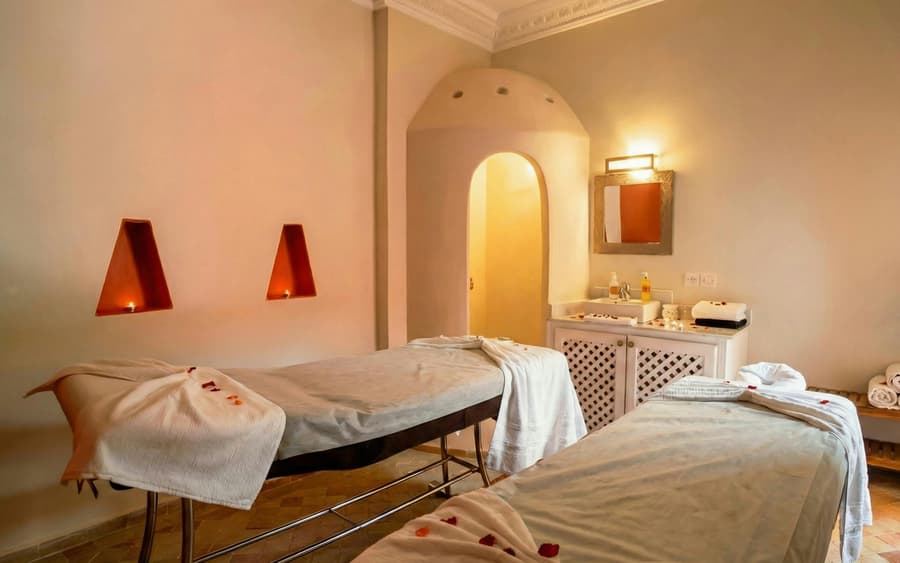Marrakesh: Traditional Moroccan Hammam and Massage with Transfers
