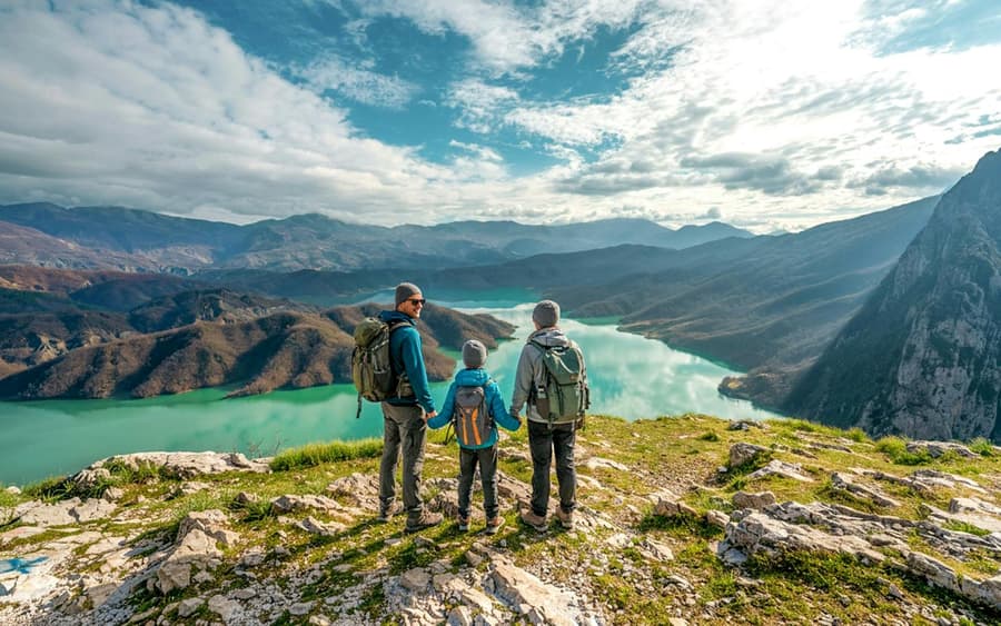 From Tirana: Bovilla Lake & Gamti Mountain Hiking Day Trip by Minivan