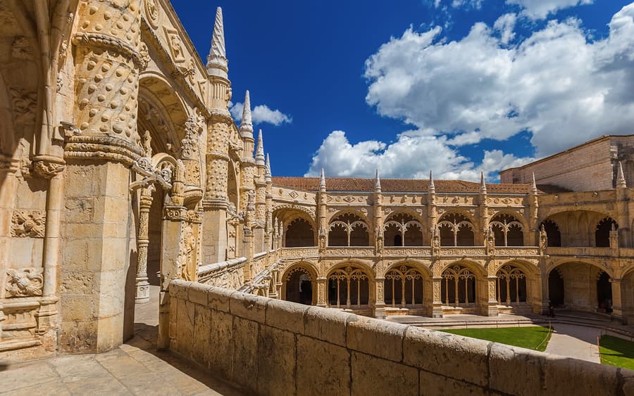 Carte Lisboa : Accès à plus de 50 attractions et transports publics illimités