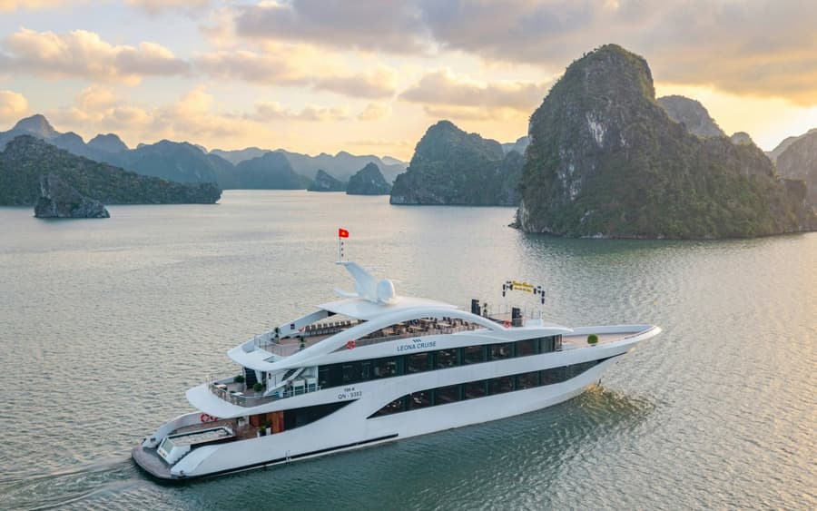 Ha Long Bay: 5-Star Leona Cruise + Sung Sot & Ti Top + Optional Transfer + Lunch