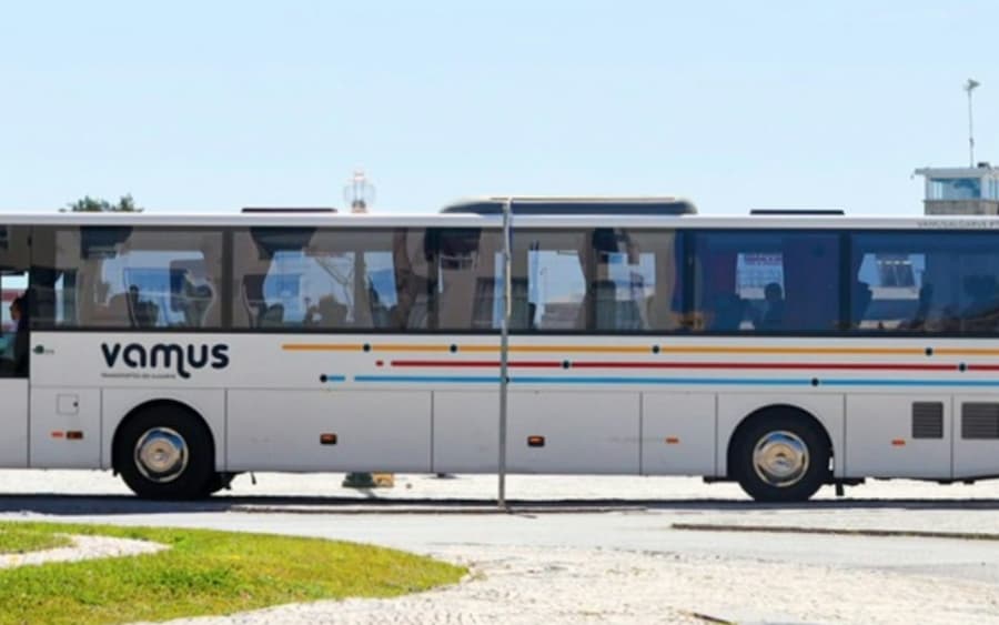 Lagoa: Bus Transfer To/From Faro Airport