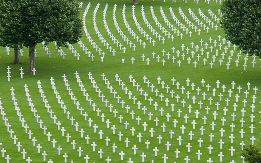 Normandy & D-Day Beaches: Day Trip from Paris with Authentic Lunch