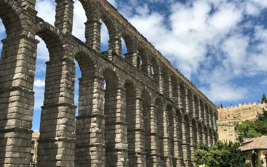 Segovia: City & Alcázar Guided Tour