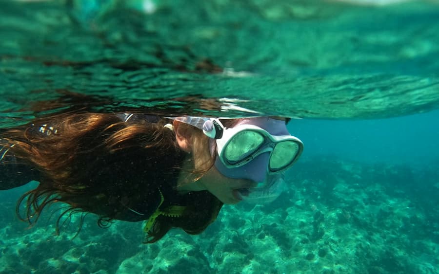 Playa Blanca: Guided Snorkeling Experience + Transfers