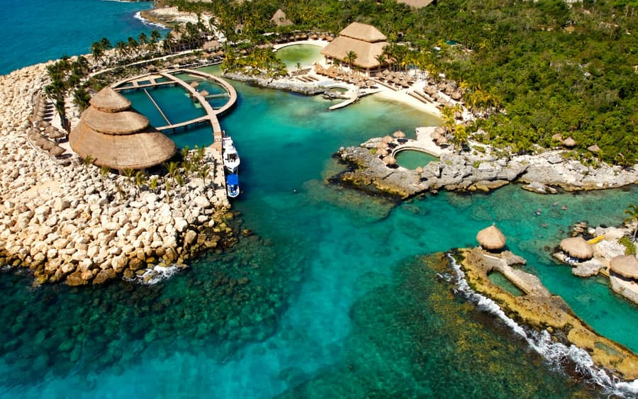 Xcaret Park: Entry Ticket + Transport