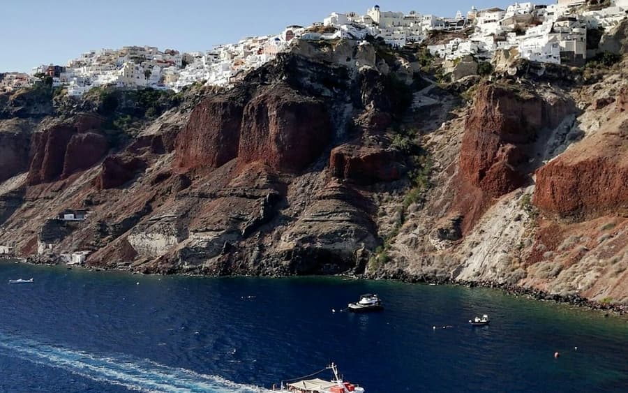 Santorini: Tour of Caldera