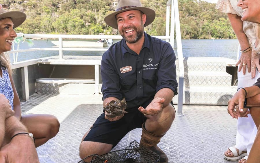 Broken Bay Pearl Farm: Guided Tour + River Cruise + Optional Transfer
