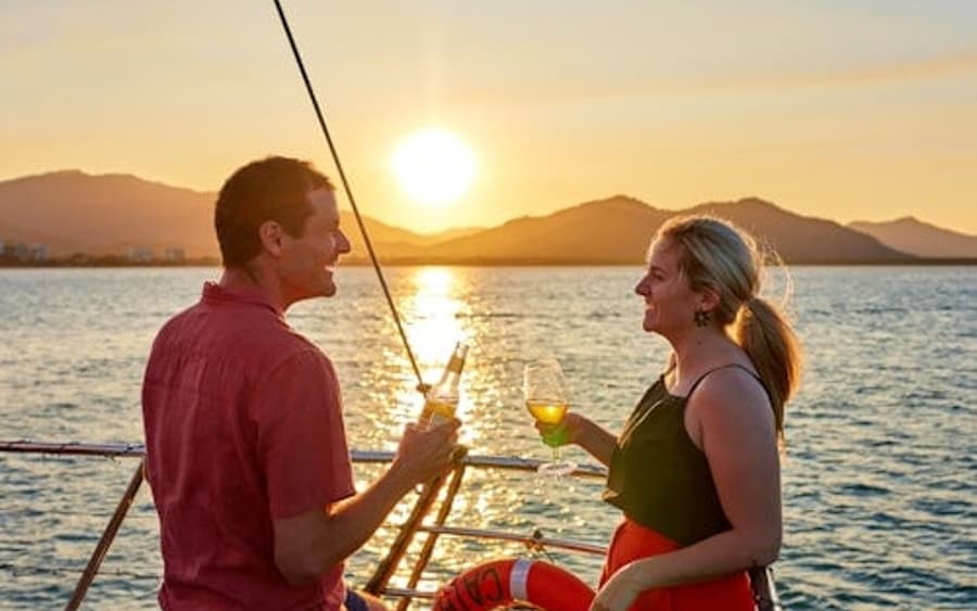 Cairns: Spirit of Cairns Dinner Cruise