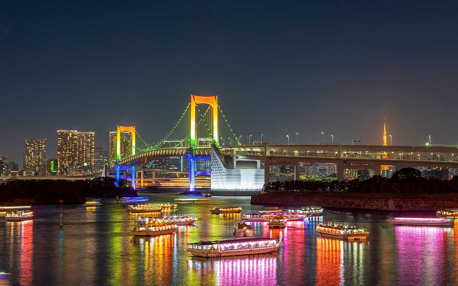 Luxury Dinner Cruise in Tokyo