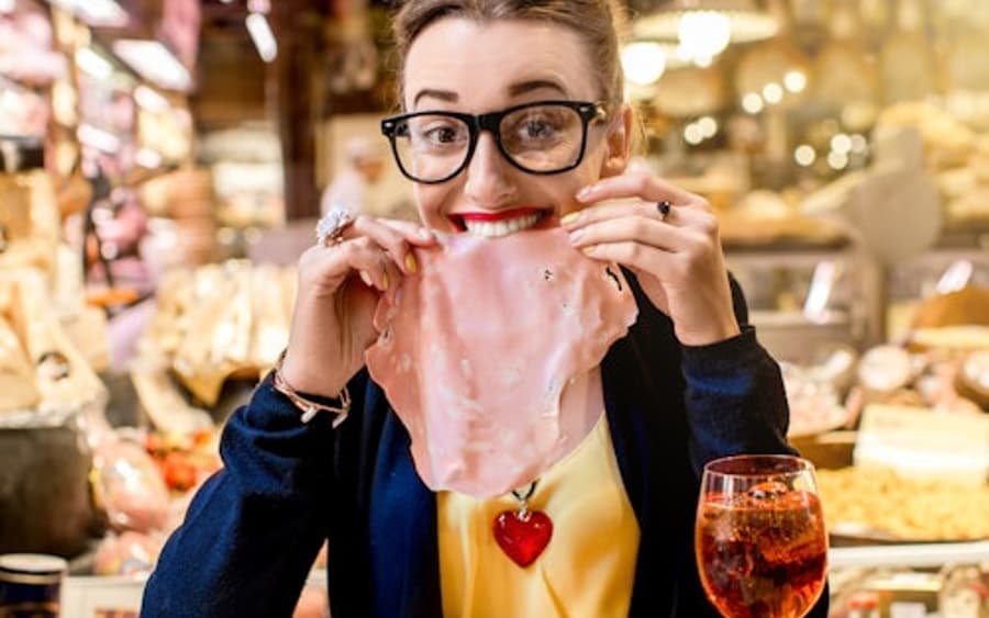 Věž s hodinami Bologna a sbírky umění + degustace