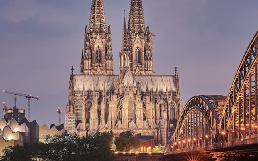 Cologne pe Scurt - Descoperă Atracțiile Principale cu un Localnic