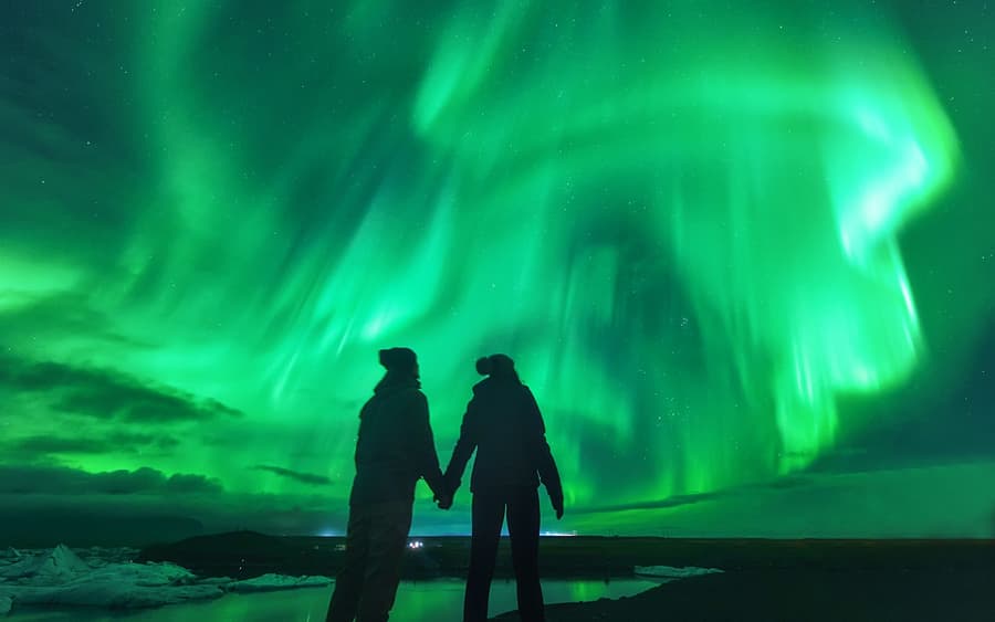 Reykjavik: Northern Lights Small Group Chase Tours