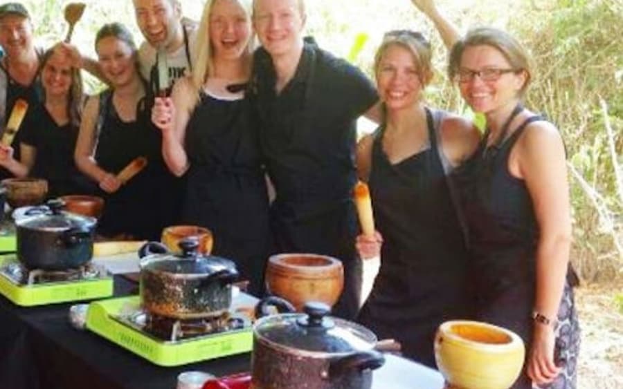 Siem Reap Çıkışlı Yarım Günlük Khmer Yemek Pişirme Kursu