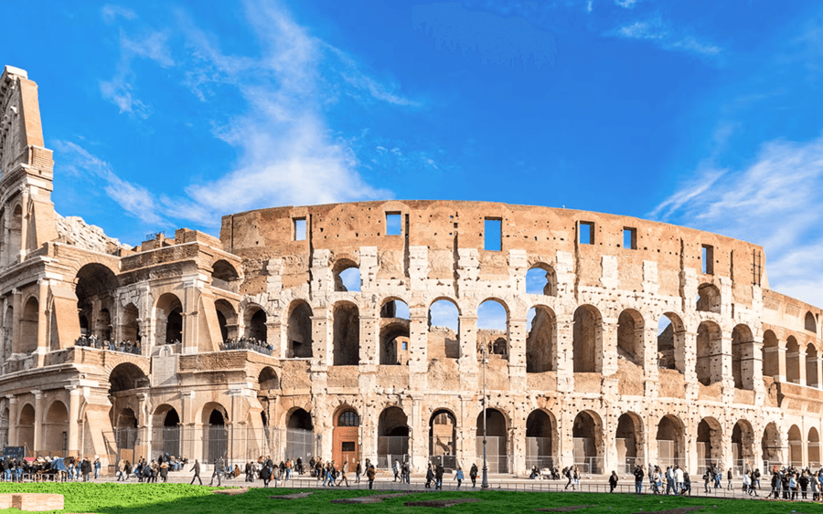 Lawatan Berpandu Lantai Arena Colosseum, Bukit Palatine & Forum Roman