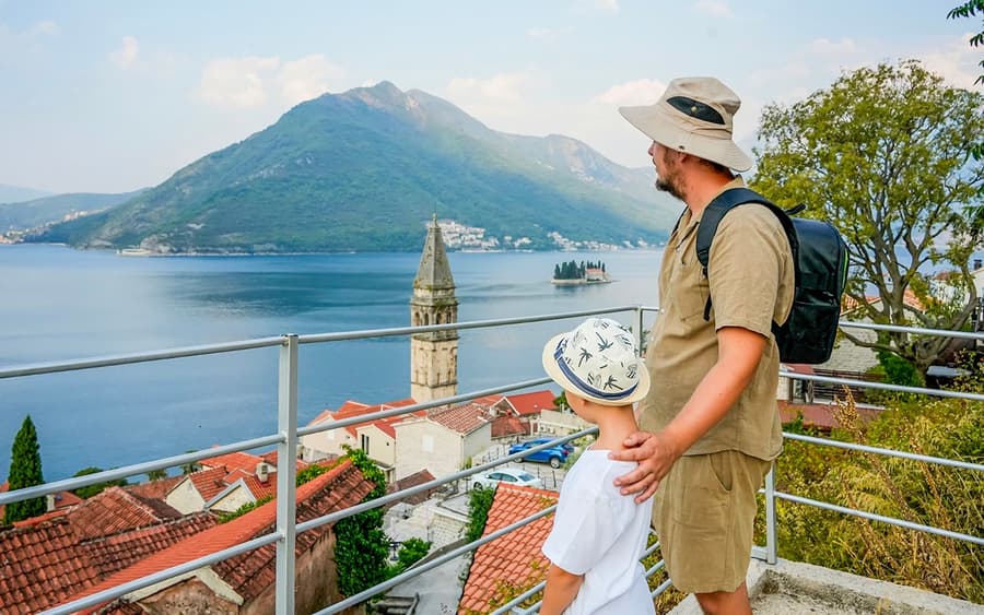 Von Dubrovnik: Kleingruppen-Ganztagestour nach Montenegro mit Audioguide