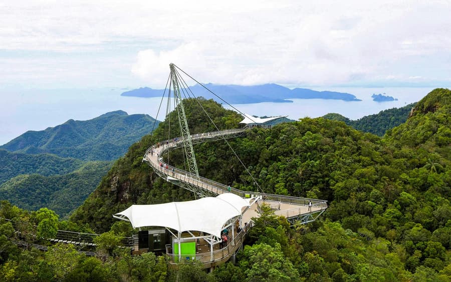 Premium Langkawi Cable Car Tickets with Express Lane 
