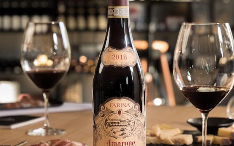 Prohlídka vinařství ve Valpolicella s průvodcem + degustace