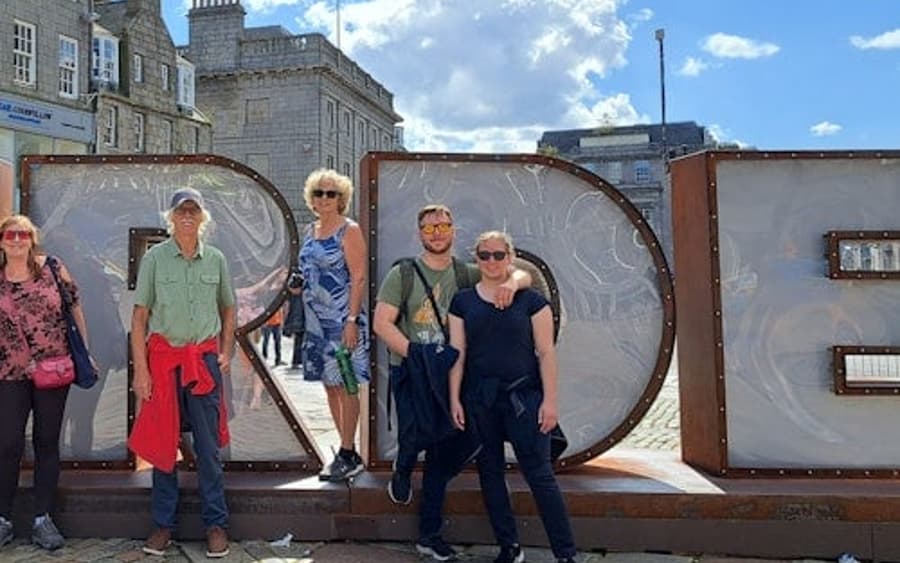 Aberdeen: Guided City Centre Walking Tour
